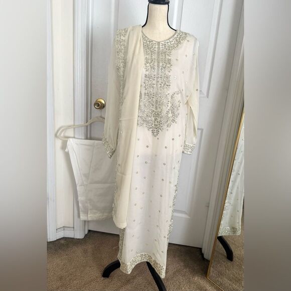 AGHA JAAN PAKISTANI DESIGNER FORMAL DRESS 3 PIECE - Picture 8 of 11